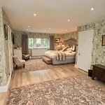 Hallbeck Skipton
